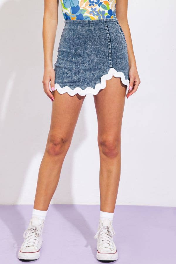 ACID WASH DENIM SKORT WITH RIC RAC DETAILING-FLYING TOMATO