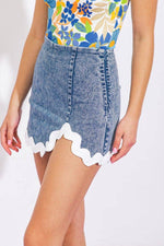 ACID WASH DENIM SKORT WITH RIC RAC DETAILING-FLYING TOMATO