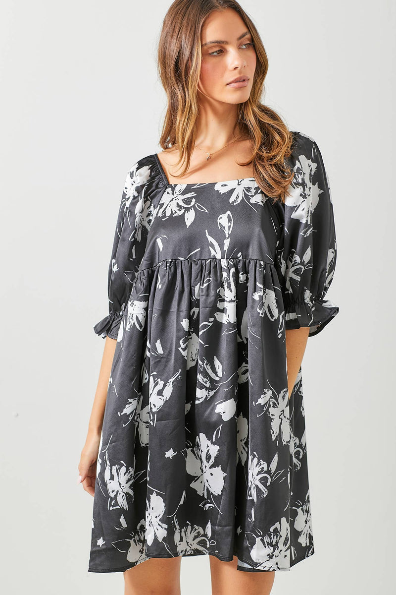 BLACK AND WHITE FLORAL SQUARE NECK MINI DRESS-Baevely by Wellmade USA