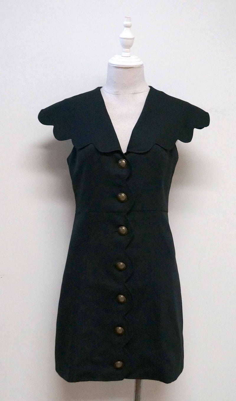 BLACK SCALLOPED DETAIL DRESS-TCEC