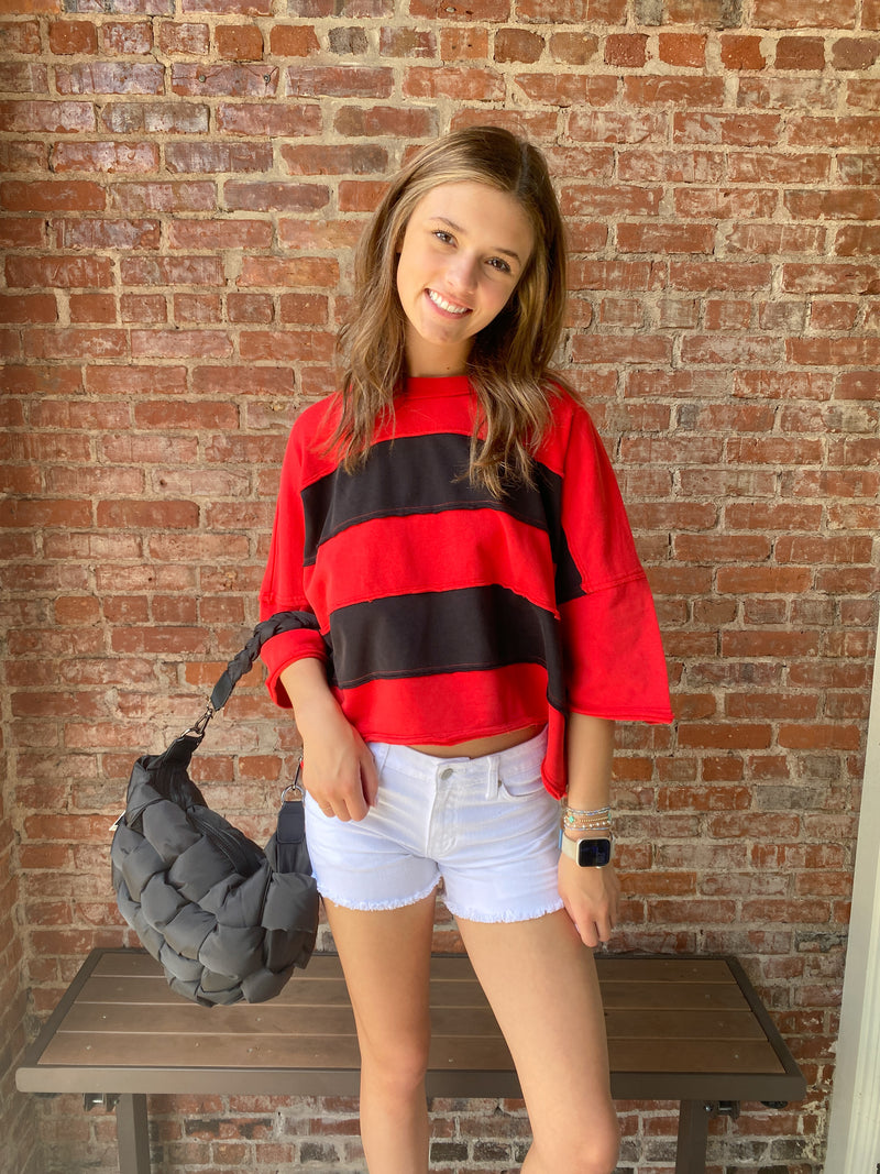 RED AND BLACK RAW EDGE DETAIL COLOR BLOCK CROP T-SHIRT-Peach Love California-Sissy Boutique