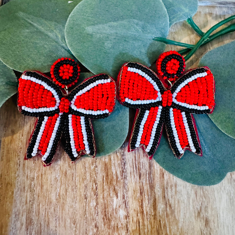 UNIVERSITY OF GEORGIA BOW SEEDBEAD EARRINGS-Sissy Boutique