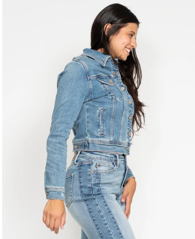 JUDY BLUE CLASSIC VINTAGE WASHED DENIM JACKET-Judy Blue-Sissy Boutique